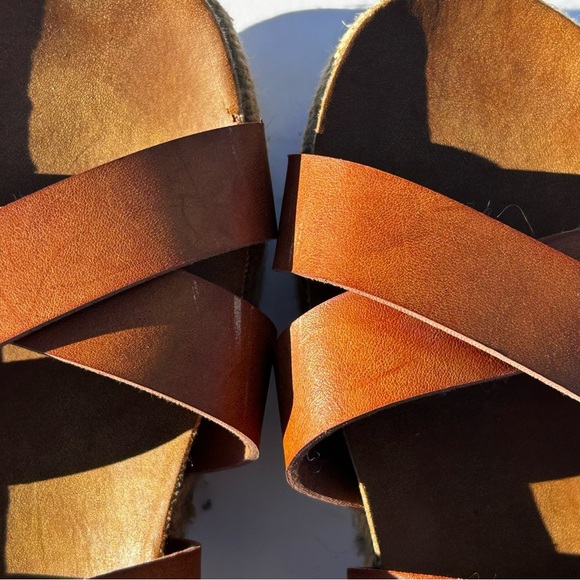 Patrizia by Spring Step Raenae Camel Women's Platform Ankle Strap Sandals Size 9 - Picture 3 of 11